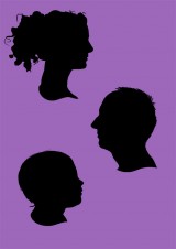 S4-A trois sur fond Violet