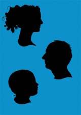 S4-A trois sur fond Bleu